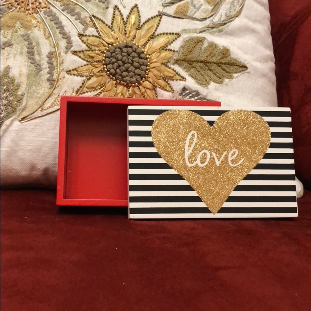 “ love “ case